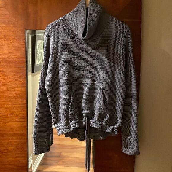 Sweaty Betty Restful Boucle Funnel Pullover Sweater Medium - Picture 3 of 5